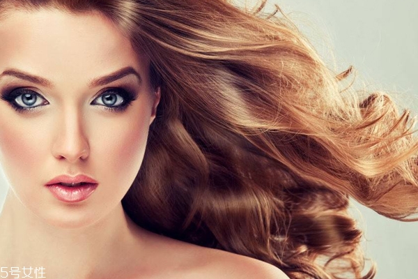 頭屑總是洗不掉怎么辦 注意4點(diǎn)省心省力 頭屑總是洗不掉怎么辦 注意4點(diǎn)省心省力