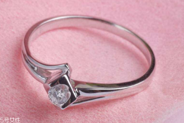 鉑金戒指在哪里回收 認(rèn)準(zhǔn)大型金店 鉑金戒指在哪里回收 認(rèn)準(zhǔn)大型金店