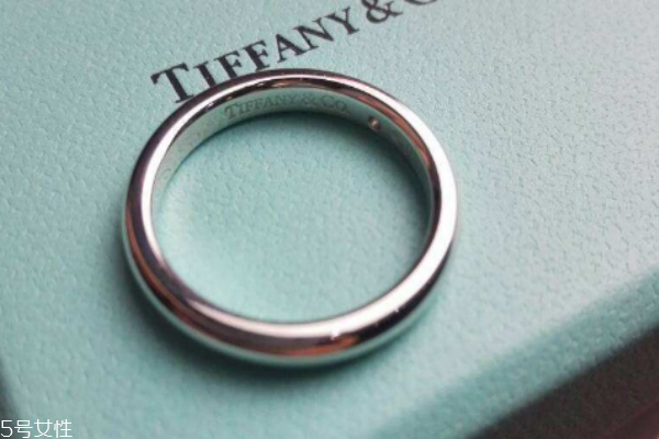 鉑金戒指洗手要摘嗎 小心會弄丟 鉑金戒指洗手要摘嗎 小心會弄丟