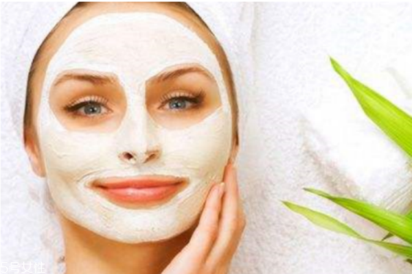 面膜泥干了能加水嗎 泥狀面膜的正確使用方法 面膜泥干了能加水嗎 泥狀面膜的正確使用方法