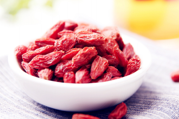 枸杞為什么會掉色 胡蘿卜素的原因 枸杞為什么會掉色 胡蘿卜素的原因