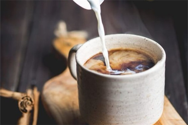 喝咖啡對(duì)身體好嗎 咖啡因的健康功效介紹 喝咖啡對(duì)身體好嗎 咖啡因的健康功效介紹