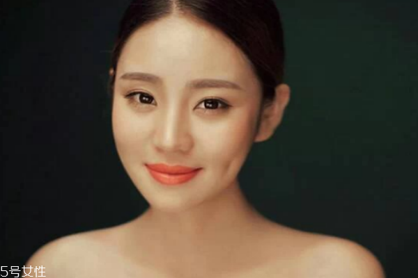 方形臉腮紅的畫法 方形臉腮紅的畫法