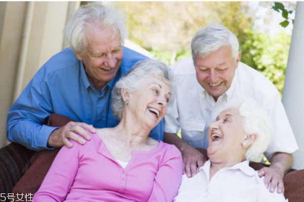 尿毒癥危害大 早檢查早治療 尿毒癥危害大 早檢查早治療