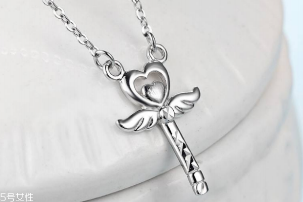 鉑金項(xiàng)鏈如何辨別純度 看項(xiàng)鏈標(biāo)識(shí) 鉑金項(xiàng)鏈如何辨別純度 看項(xiàng)鏈標(biāo)識(shí)