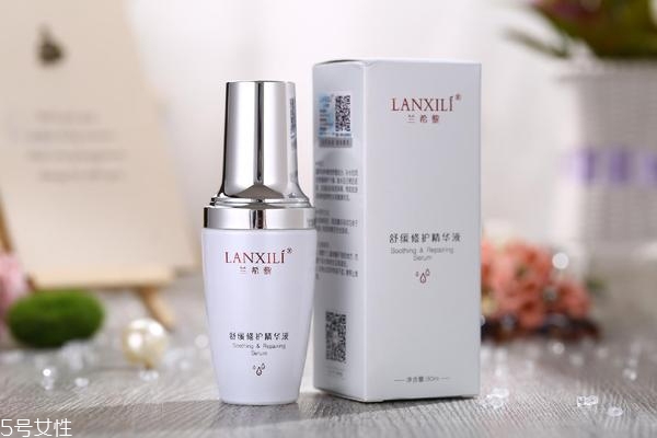 植物精華液有啥用 刺激性低適用于所有膚質(zhì) 植物精華液有啥用 刺激性低適用于所有膚質(zhì)