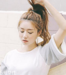 中短發(fā)扎什么頭發(fā)好看 中短發(fā)發(fā)型扎發(fā) 中短發(fā)扎什么頭發(fā)好看 中短發(fā)發(fā)型扎發(fā)