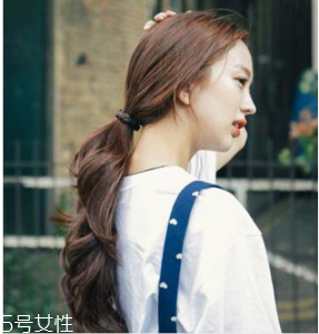 中短發(fā)扎什么頭發(fā)好看 中短發(fā)發(fā)型扎發(fā) 中短發(fā)扎什么頭發(fā)好看 中短發(fā)發(fā)型扎發(fā)