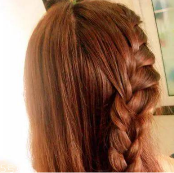 頭發(fā)怎么扎好看 簡單又特別的扎發(fā) 頭發(fā)怎么扎好看 簡單又特別的扎發(fā)