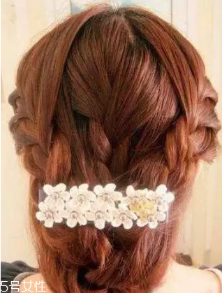 頭發(fā)怎么扎好看 簡單又特別的扎發(fā) 頭發(fā)怎么扎好看 簡單又特別的扎發(fā)