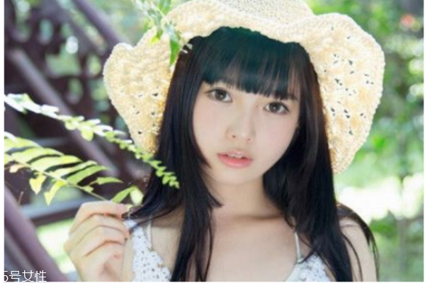 網(wǎng)紅八字劉海需要燙嗎 2022年流行什么劉海 網(wǎng)紅八字劉海需要燙嗎 2022年流行什么劉海