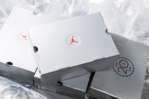 aj13熊貓復(fù)刻2018開箱測(cè)評(píng) 實(shí)物很驚艷