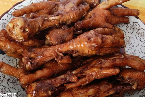 雞爪怎么鹵好吃 這樣鹵最地道 雞爪怎么鹵好吃 這樣鹵最地道