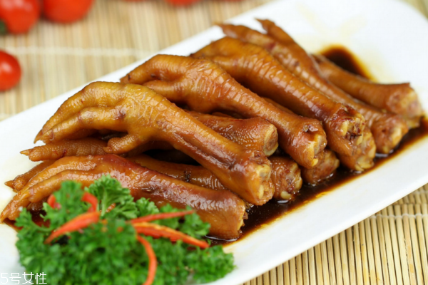 雞爪怎么鹵好吃 這樣鹵最地道 雞爪怎么鹵好吃 這樣鹵最地道
