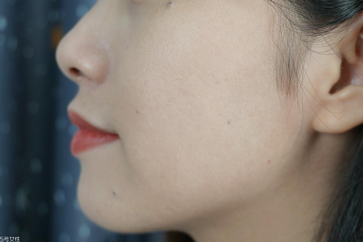 水密碼素顏霜哪個好 水潤版和遮瑕版對比評測 水密碼素顏霜哪個好 水潤版和遮瑕版對比評測