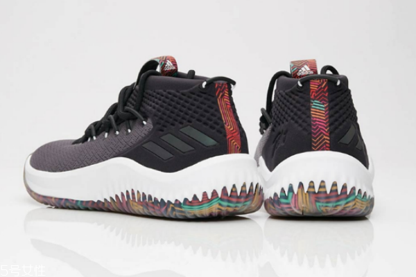 利拉德4適合外場嗎 一起來看外場實(shí)戰(zhàn)情況