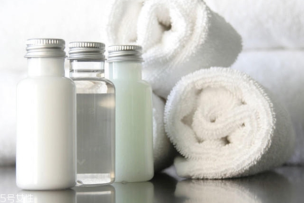 護發(fā)素有幾種質(zhì)地 3大類誰最適合你 護發(fā)素有幾種質(zhì)地 3大類誰最適合你