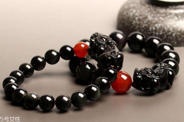 黑曜石貔貅手鏈戴哪只手 注意別戴錯了 黑曜石貔貅手鏈戴哪只手 注意別戴錯了