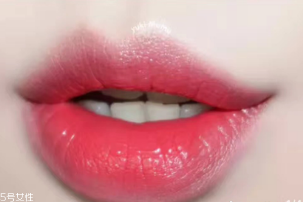 紀(jì)梵?？诩t301是什么顏色 紀(jì)梵?？诩t301試色