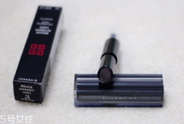 紀梵?？诩t303和304的區(qū)別及試色 紀梵希最火顏色推薦