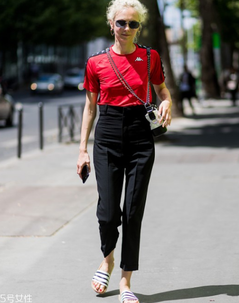 t恤配什么褲子好看 解鎖換季日常穿搭 t恤配什么褲子好看 解鎖換季日常穿搭