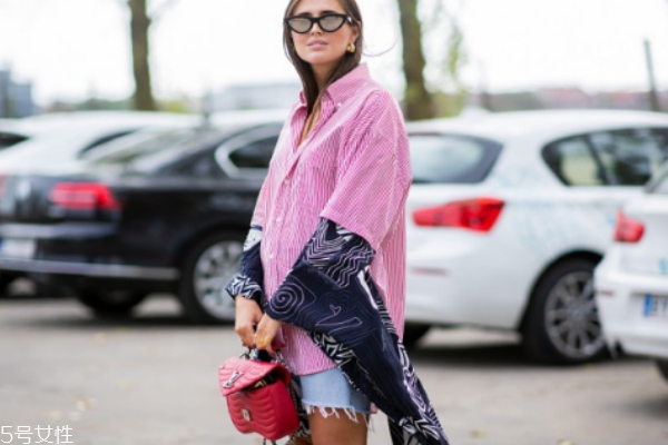 短袖襯衫搭配什么褲子 夏季時(shí)髦必備款 短袖襯衫搭配什么褲子 夏季時(shí)髦必備款