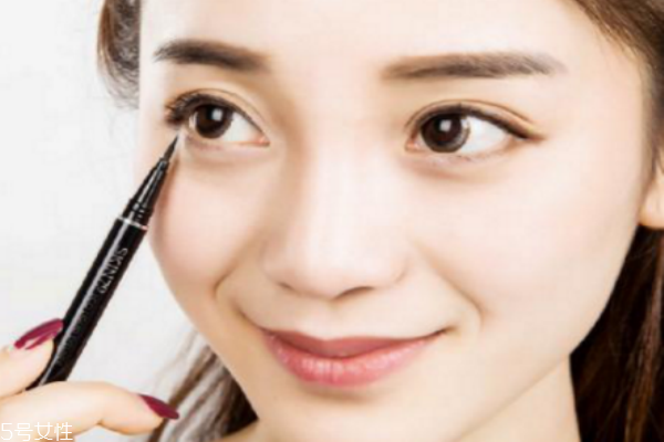 眼線筆可以畫(huà)眉毛嗎 教你畫(huà)出完美眉形