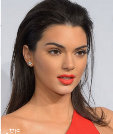 南瓜色妝容怎么畫 南瓜色妝容圖片教程 南瓜色妝容怎么畫 南瓜色妝容圖片教程