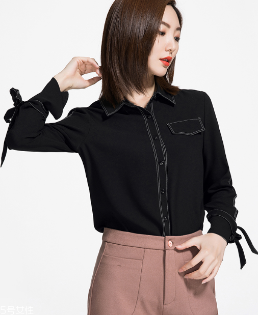 出席正式場合服裝搭配 幫你鎮(zhèn)住各種場合 出席正式場合服裝搭配 幫你鎮(zhèn)住各種場合