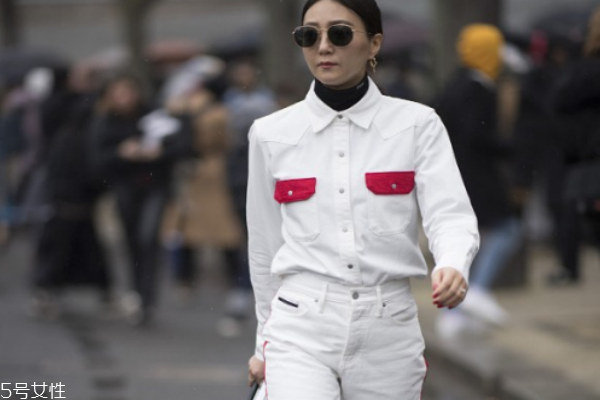 白色上衣怎么搭配 衣櫥里的必備款 白色上衣怎么搭配 衣櫥里的必備款