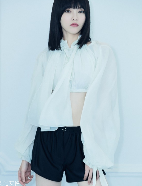 白色上衣怎么搭配 衣櫥里的必備款 白色上衣怎么搭配 衣櫥里的必備款