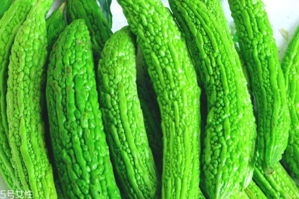 苦瓜能治婦科病嗎 對炎癥有效 苦瓜能治婦科病嗎 對炎癥有效