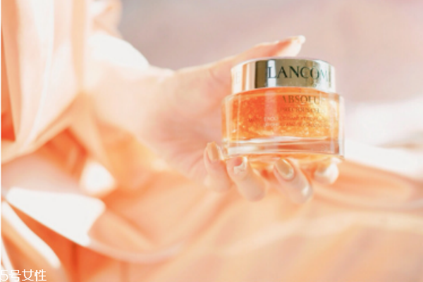 蘭蔻玫瑰面膜作用 蘭蔻玫瑰面膜適合膚質(zhì) 蘭蔻玫瑰面膜作用 蘭蔻玫瑰面膜適合膚質(zhì)