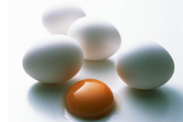 鴨蛋為什么有白的和青的 與鴨子種類(lèi)有關(guān)