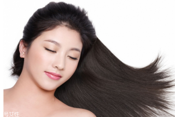 拉直頭發(fā)要多久 頭發(fā)洗直和拉直的區(qū)別 拉直頭發(fā)要多久 頭發(fā)洗直和拉直的區(qū)別