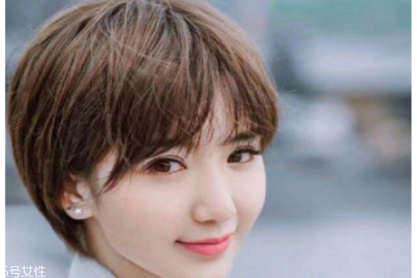 沙發(fā)發(fā)質(zhì)適合什么發(fā)型 沙發(fā)發(fā)質(zhì)這樣護理 沙發(fā)發(fā)質(zhì)適合什么發(fā)型 沙發(fā)發(fā)質(zhì)這樣護理