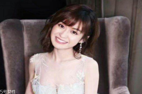 沙發(fā)發(fā)質(zhì)適合什么發(fā)型 沙發(fā)發(fā)質(zhì)這樣護理 沙發(fā)發(fā)質(zhì)適合什么發(fā)型 沙發(fā)發(fā)質(zhì)這樣護理