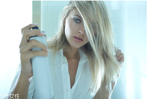 沙發(fā)發(fā)質(zhì)適合什么發(fā)型 沙發(fā)發(fā)質(zhì)這樣護理 沙發(fā)發(fā)質(zhì)適合什么發(fā)型 沙發(fā)發(fā)質(zhì)這樣護理