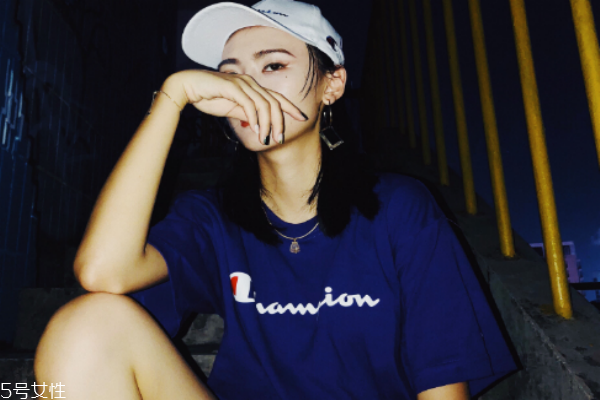 運動風(fēng)穿衣搭配圖片 男神見了都說酷 運動風(fēng)穿衣搭配圖片 男神見了都說酷