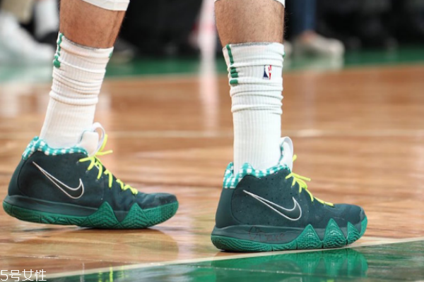 歐文4適合什么位置 小個(gè)子后衛(wèi)絕殺