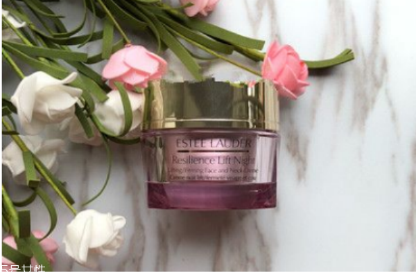 雅詩蘭黛晚霜好用嗎 雅詩蘭黛晚霜使用方法 雅詩蘭黛晚霜好用嗎 雅詩蘭黛晚霜使用方法