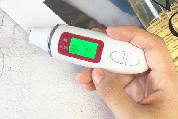 泰國vc爽膚水什么味道 很香甜的橙子味 泰國vc爽膚水什么味道 很香甜的橙子味