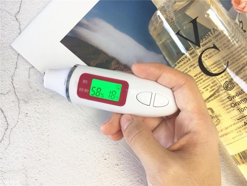 泰國vc爽膚水什么味道 很香甜的橙子味 泰國vc爽膚水什么味道 很香甜的橙子味