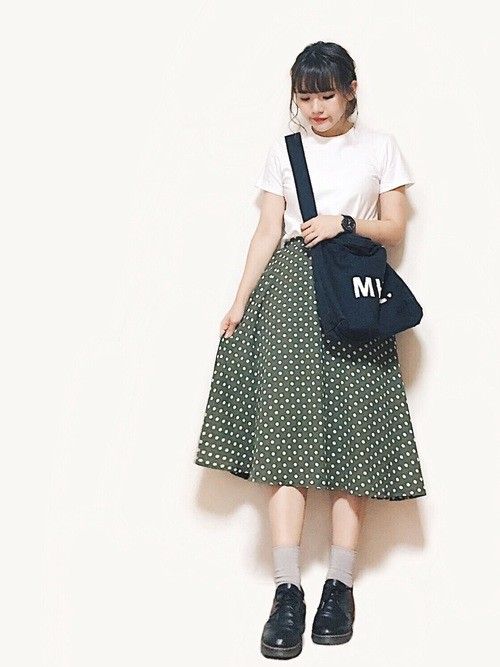 白色t恤怎么搭配 20款不重復白t恤穿搭