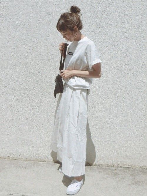 白色t恤怎么搭配 20款不重復白t恤穿搭