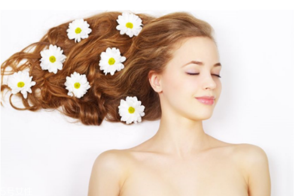 頭發(fā)毛躁蓬松怎么辦 改善頭發(fā)毛躁的小妙招 頭發(fā)毛躁蓬松怎么辦 改善頭發(fā)毛躁的小妙招