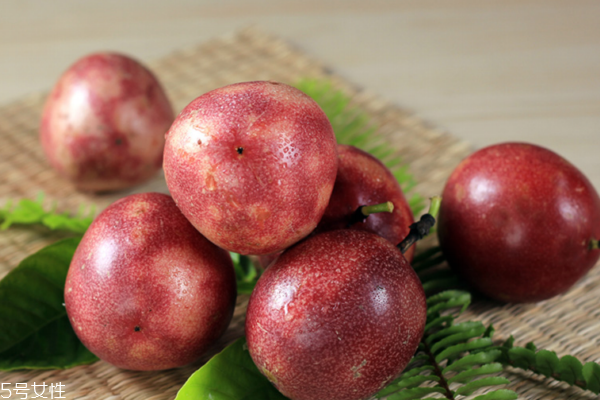 百香果熱量高嗎 有一點高 百香果熱量高嗎 有一點高