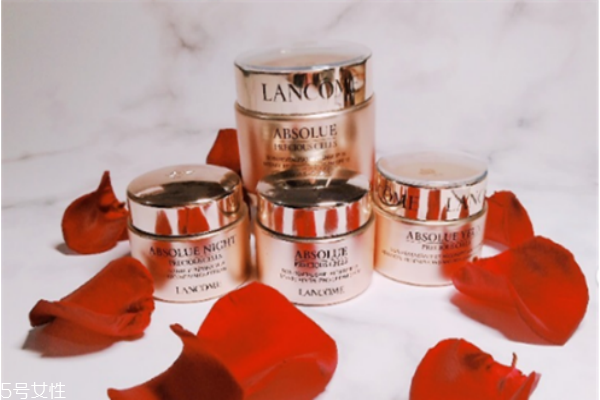 蘭蔻小黑瓶搭配什么效果最好 蘭蔻小黑瓶這樣用好 蘭蔻小黑瓶搭配什么效果最好 蘭蔻小黑瓶這樣用好