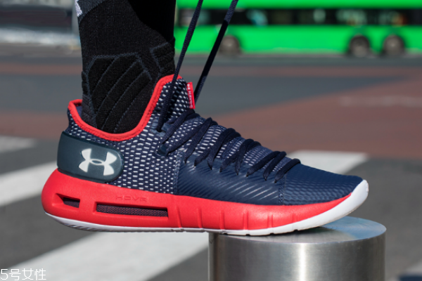 安德瑪hovr havoc籃球鞋測評 零重力腳感非凡 安德瑪hovr havoc籃球鞋測評 零重力腳感非凡