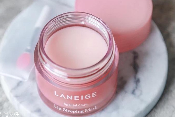 橄欖油怎么做唇膜 在家做成分單純天然的唇膜 橄欖油怎么做唇膜 在家做成分單純天然的唇膜